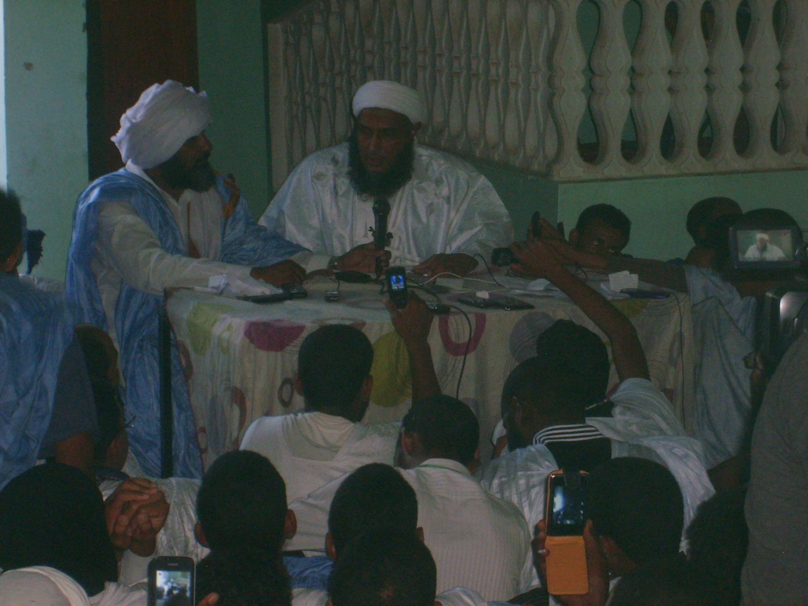 العلامة الددو :عزة الأمة في الامر بالمعروف والنهي عن المنكر والأخذ على يد الطلمة 