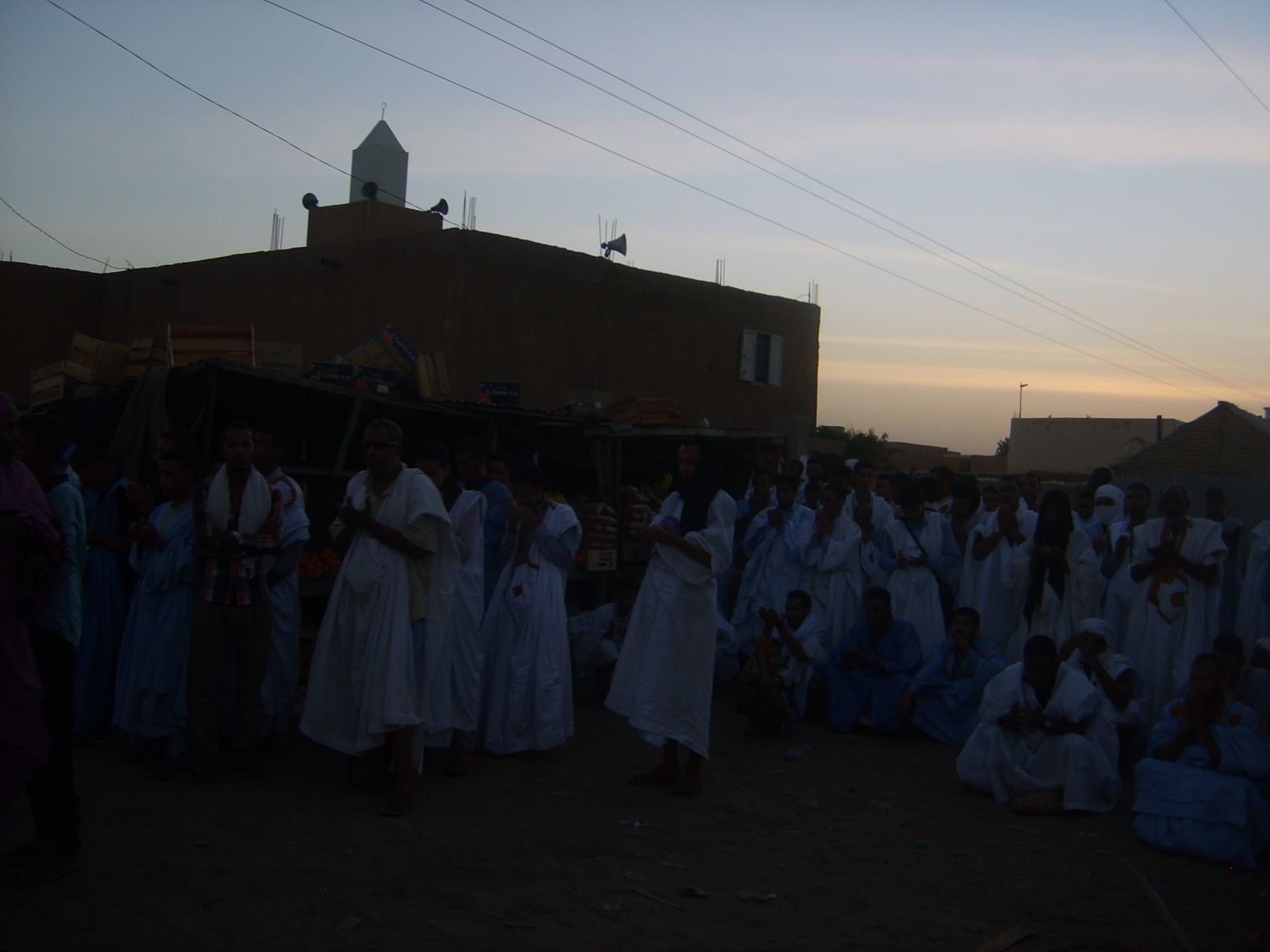 لحظات الدعاء قبيل الغروب